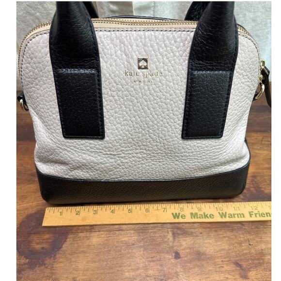 Kate Spade Black and Cream Satchel - Picture 4 of 16